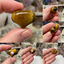 Chargez l'image dans la visionneuse de la galerie, Tiger Eye Cartoon 1" Hearts