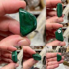 将图像加载到图库查看器中,Malachite X-Small Tumbles