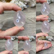 Bild in Galerie-Viewer laden, Rose Quartz Small Eggs