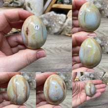 Bild in Galerie-Viewer laden, Black Gold Amazonite 2" Eggs