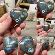 Bild in Galerie-Viewer laden, Labradorite Pocket Hearts