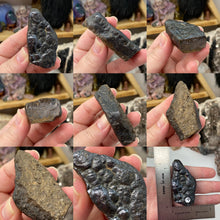 Bild in Galerie-Viewer laden, Botryoidal Hematite #19