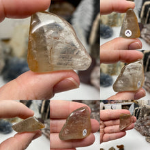 Bild in Galerie-Viewer laden, Amphibole Included Quartz Medium Rough Tumbles