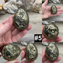 Bild in Galerie-Viewer laden, Pyrite Eggs