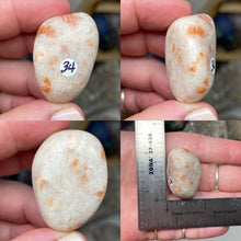 Bild in Galerie-Viewer laden, Sunstone Large Tumbles