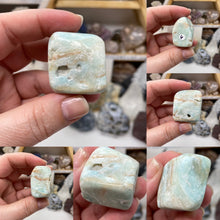将图像加载到图库查看器中,Blue Aragonite Large to X-Large Tumble