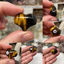 Chargez l'image dans la visionneuse de la galerie, Tiger Eye Cartoon 1" Hearts