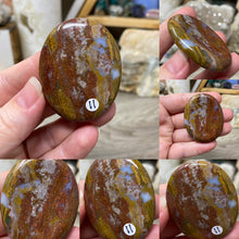 将图像加载到图库查看器中,Ocean Jasper Worry Palm Stones