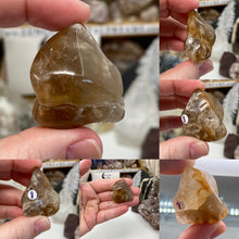Bild in Galerie-Viewer laden, Amphibole Included Quartz Large Rough Tumbles