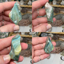 将图像加载到图库查看器中,Ocean Jasper Medium Rough Tumbles