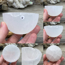 Load image into Gallery viewer, Selenite 2.7" Bowls