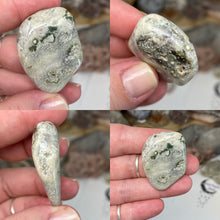 Bild in Galerie-Viewer laden, Ocean Jasper Small Rough Tumble