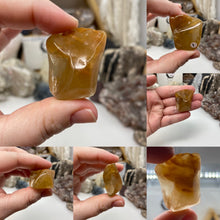 Bild in Galerie-Viewer laden, Amphibole Included Quartz Medium/Large Rough Tumbles