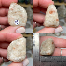 Bild in Galerie-Viewer laden, Sunstone Large Tumbles