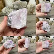 Bild in Galerie-Viewer laden, Kunzite Rough