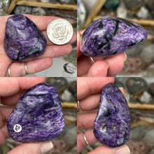 将图像加载到图库查看器中,Charoite Polished Palm Stones