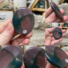 将图像加载到图库查看器中,Ocean Jasper Worry Palm Stones