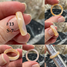 Bild in Galerie-Viewer laden, Agate 5mm Band Rings