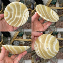 Load image into Gallery viewer, Onyx Banded Morocco 4.5" Bowls