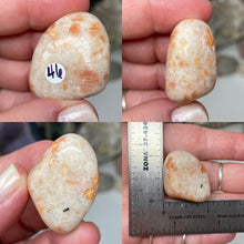 Bild in Galerie-Viewer laden, Sunstone Large Tumbles