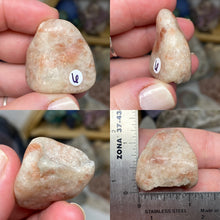 Bild in Galerie-Viewer laden, Sunstone Large Tumbles