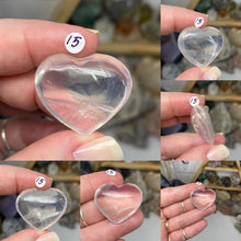 Bild in Galerie-Viewer laden, Clear Quartz 1" Hearts
