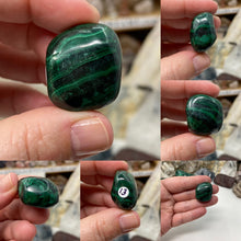 Bild in Galerie-Viewer laden, Malachite Small Tumbles