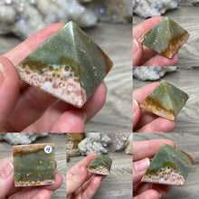 Bild in Galerie-Viewer laden, Ocean Jasper 1"-1.5" Small Pyramids