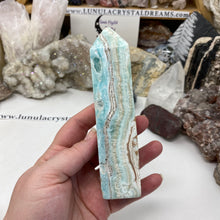 Bild in Galerie-Viewer laden, Blue Aragonite Tower #01