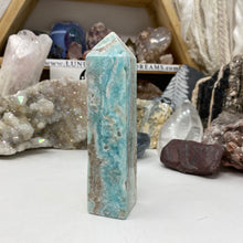Bild in Galerie-Viewer laden, Blue Aragonite Tower #01