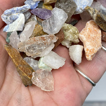 Chargez l'image dans la visionneuse de la galerie, Mixed Small Rough Stones