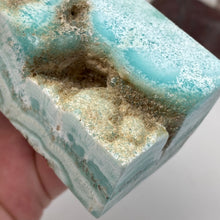 Bild in Galerie-Viewer laden, Blue Aragonite Tower #02