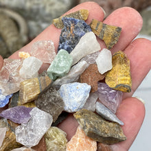 Chargez l'image dans la visionneuse de la galerie, Mixed Small Rough Stones