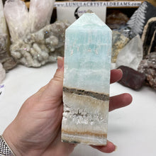 Bild in Galerie-Viewer laden, Blue Aragonite Tower #04