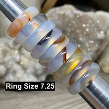 Bild in Galerie-Viewer laden, Agate 5mm Band Rings