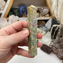 将图像加载到图库查看器中,<transcy>红宝石 Fuchsite 塔 #02</transcy>