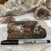 Bild in Galerie-Viewer laden, Black Tourmaline with Muscovite Rough #29