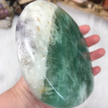 Bild in Galerie-Viewer laden, Fluorite Freeform #03