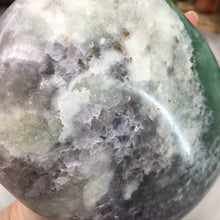 Bild in Galerie-Viewer laden, Fluorite Freeform #03