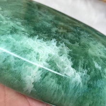 Bild in Galerie-Viewer laden, Fluorite Freeform #03