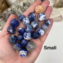 将图像加载到图库查看器中,Sodalite Tumbles