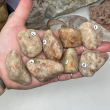 将图像加载到图库查看器中,Sunstone XX-Large Tumbles