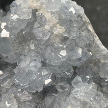Bild in Galerie-Viewer laden, Celestite Rough Cluster #64