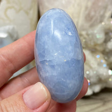 Load image into Gallery viewer, Blue Calcite Palm Stone #18