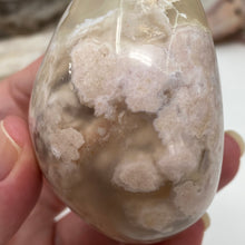 将图像加载到图库查看器中,Flower Agate Palm Stone #13