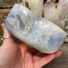 Load image into Gallery viewer, Blue Calcite Heart Bowl