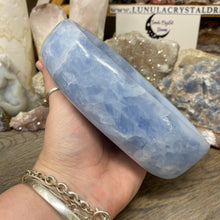 Load image into Gallery viewer, Blue Calcite Oval Bowl #01