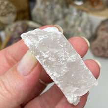Chargez l'image dans la visionneuse de la galerie, Selenite Rough Set #12