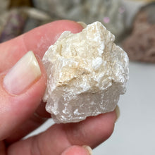 Chargez l'image dans la visionneuse de la galerie, Selenite Rough Set #12