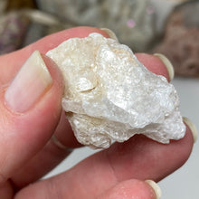 Chargez l'image dans la visionneuse de la galerie, Selenite Rough Set #12